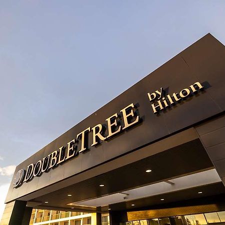 Doubletree By Hilton Calgary North Hotel Eksteriør billede