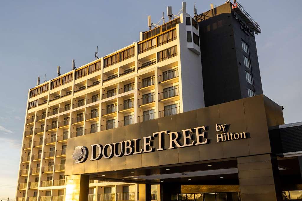 Doubletree By Hilton Calgary North Hotel Eksteriør billede