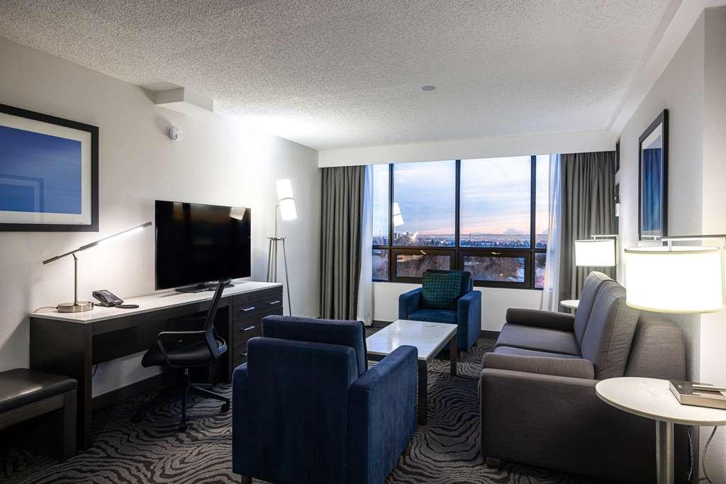 Doubletree By Hilton Calgary North Hotel Værelse billede