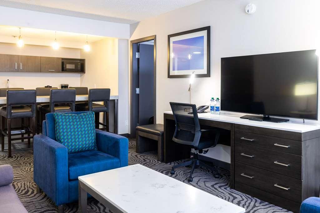 Doubletree By Hilton Calgary North Hotel Værelse billede