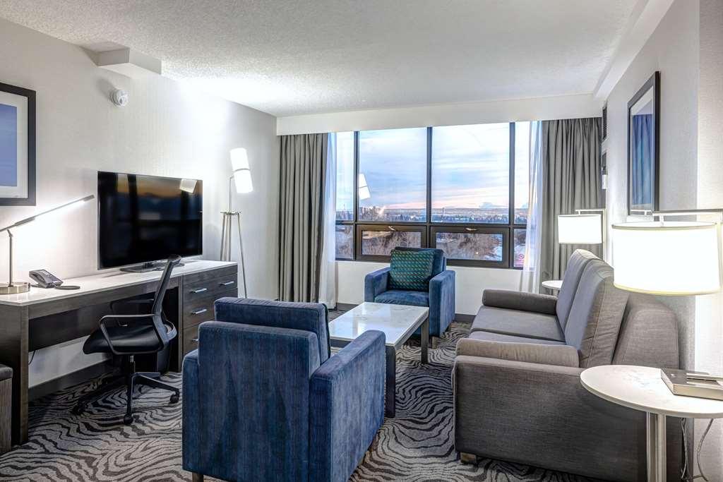 Doubletree By Hilton Calgary North Hotel Værelse billede